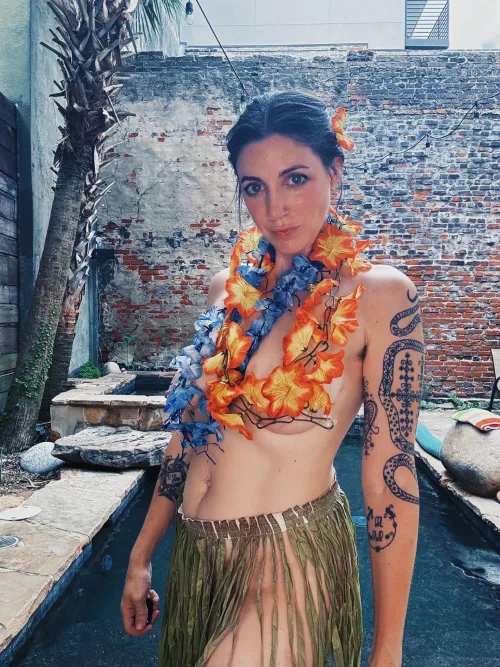 Thumbnail Went to a Luau Party: Embracing the Leis and Grass Skirt Style by PrettySadieReed | WhyEvenWearAnything Category