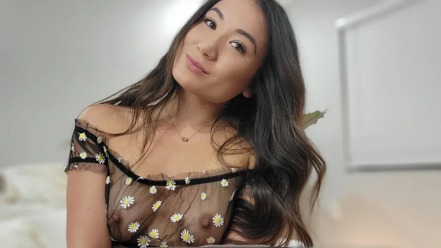 Thumbnail Bold and Brave: Letting My Outfit Speak Volumes by nikkidavisxo in the seethru Category