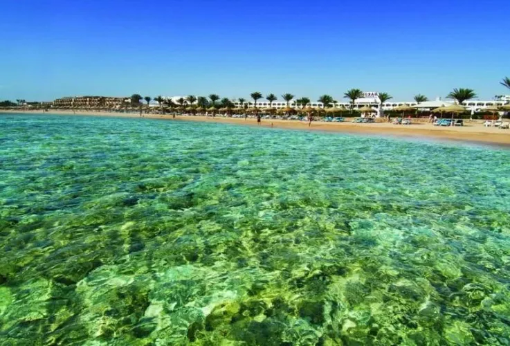 Thumbnail Exploring Unique Watercolor and Natural Beauty in Egypt by iskaw | Beach Category