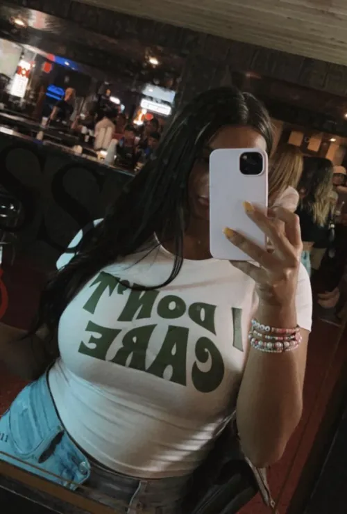 Thumbnail Discovering the Best Pub Experiences by HungCutCanuck in the 2busty2hide Category