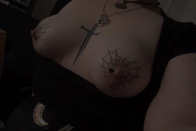 Thumbnail Exploring AltGoneWild: Get Captivated by Allume_Fue's Intriguing Web Creations