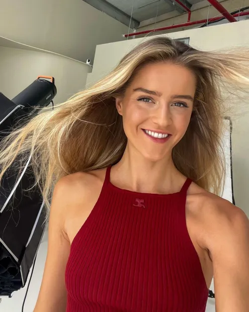 Thumbnail Ichelle Streekstra by sagar9175: Exploring Beauty in the PrettyGirls Category