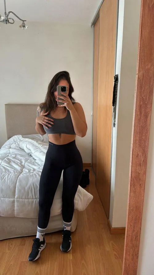 Thumbnail Croptop Monday Mood: Embrace the Week with Busty_Misty in the CroptopGirls Category