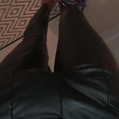 Thumbnail Stylish Transformation: Embracing Leather Leggings by No_Difference_1865 - LadiesInLeather