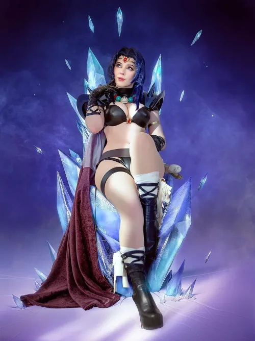 Thumbnail Naga the Serpent Cosplay by MaywedaCosplay: A Stunning Tribute to the Classic Character