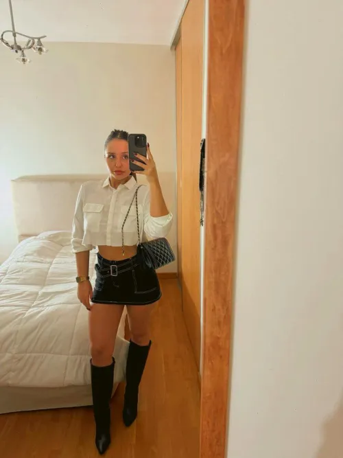 Thumbnail Busty_Misty's Journey: Saying Goodbye to Body Shaming from the Boys