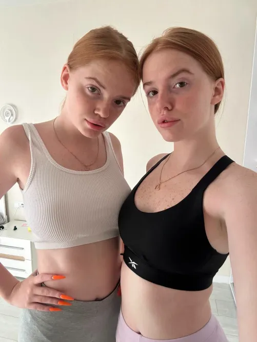 Thumbnail Get Inspired: Elevate Your Look Post-Workout with TwinGirls Alicia-Hotty's Steamy Tips