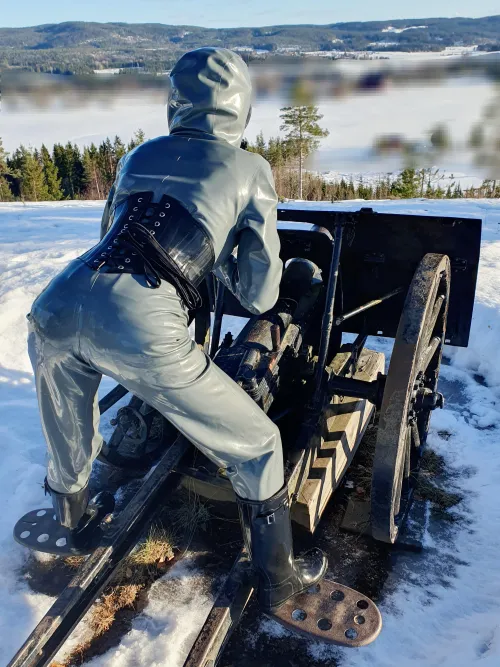 Thumbnail LatexLovingLady's Explosive Content: Your Cannon Is Ready to Fire, Sir | ShinyPorn Category