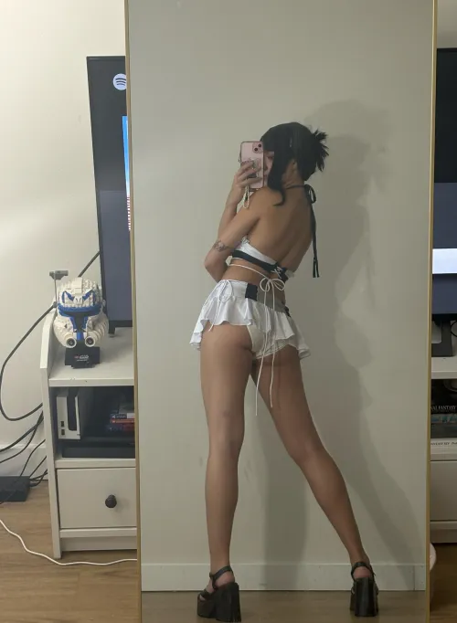 Thumbnail Tifa Lockhart Cosplay by PearllhimePlayful: A Playful Rendition | Cosplay Butts Category