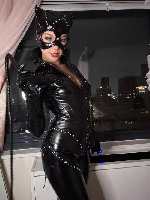 Thumbnail Selina Kyle Cosplay by PearllhimePlayful: A Superhero Porn Delight