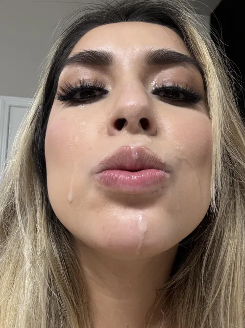 Thumbnail Honest Confessions: Will You Still Give Me a Kiss? by Forevalearnin - PrettyLittleCumsluts