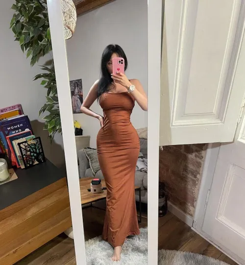Thumbnail Why is Everyone Staring When I Wear This Dress? Exploring the Fascination | Gabby_Mystic | tightdresses