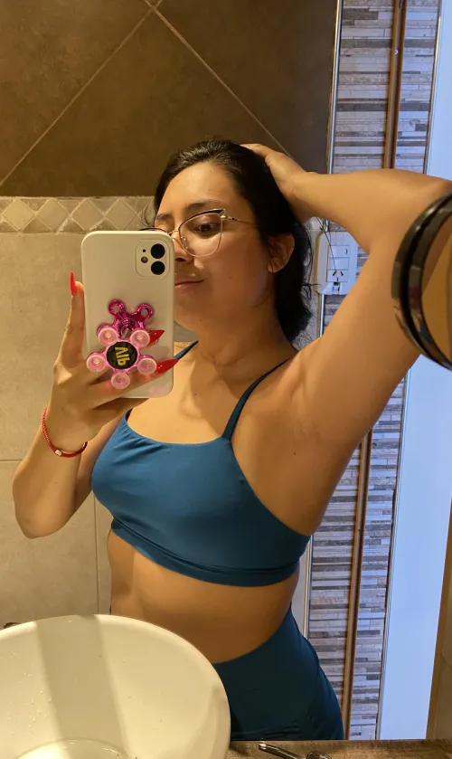 Thumbnail Exploring Armpit Sensations: Licking and Smelling After a Gym Session by Missambani