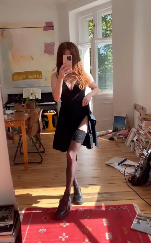 Thumbnail 411 Nylons: A Sensual Exploration by helloitsdaisy_ in the SexyButNotPorn Category