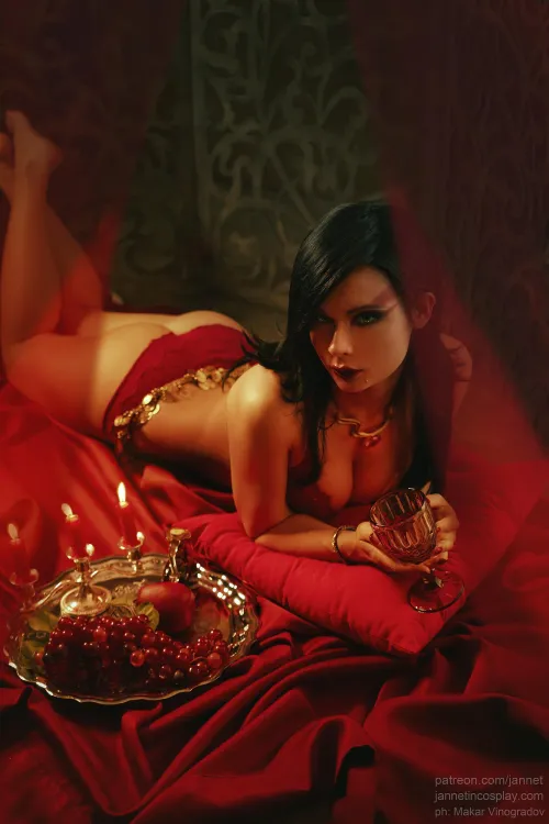 Thumbnail Kaileena Prince of Persia Cosplay by JannetIncosplay: A Stunning Transformation