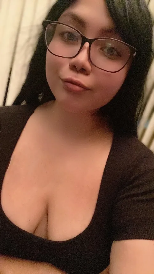 Thumbnail Spreading Joy at Work: How I Keep My Coworkers Happy and Engaged | SexyAzucena | Cleavage Category