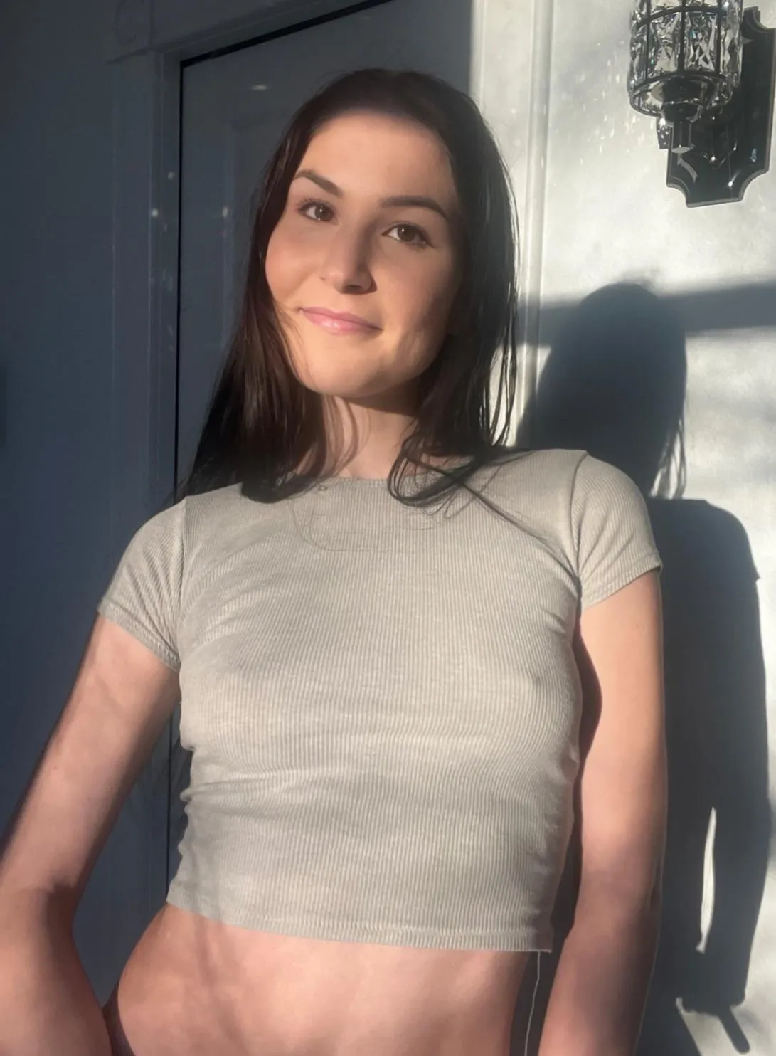 hi im vada  i used to post here all the time but its been over 3 years now since i last used reddit besides to seek out answers to every minor inconvenience or problem in my life obviously i feel weirdly excited to be back by vadajadexo