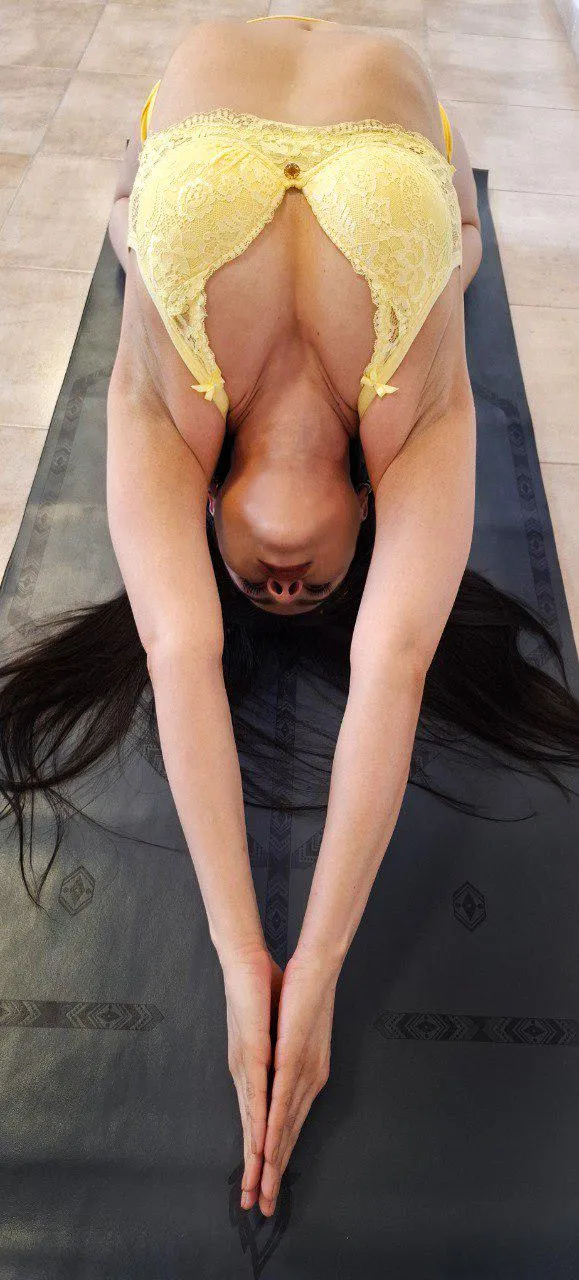 Do you cum in my armpit  by yolandasay