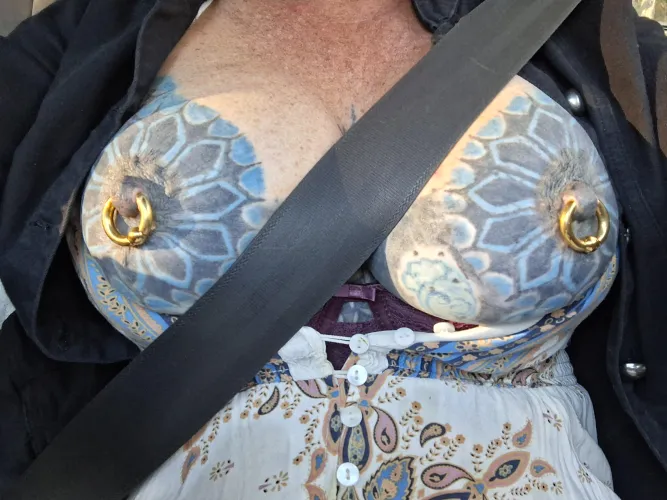 Thumbnail PunkGirls Style: A Selfie Story on My Way to Work by hiddensecretink