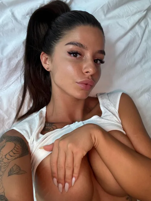 Thumbnail Ponytail Perfection: Feeling Pretty with LovelyAnnaLina