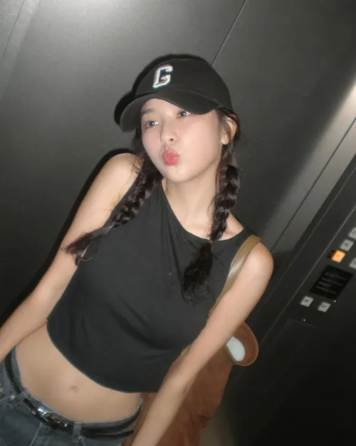 Thumbnail Exploring the Allure of Red Velvet's Seulgi: A Deep Dive by Author Ifvinuz in the kpopfap Category