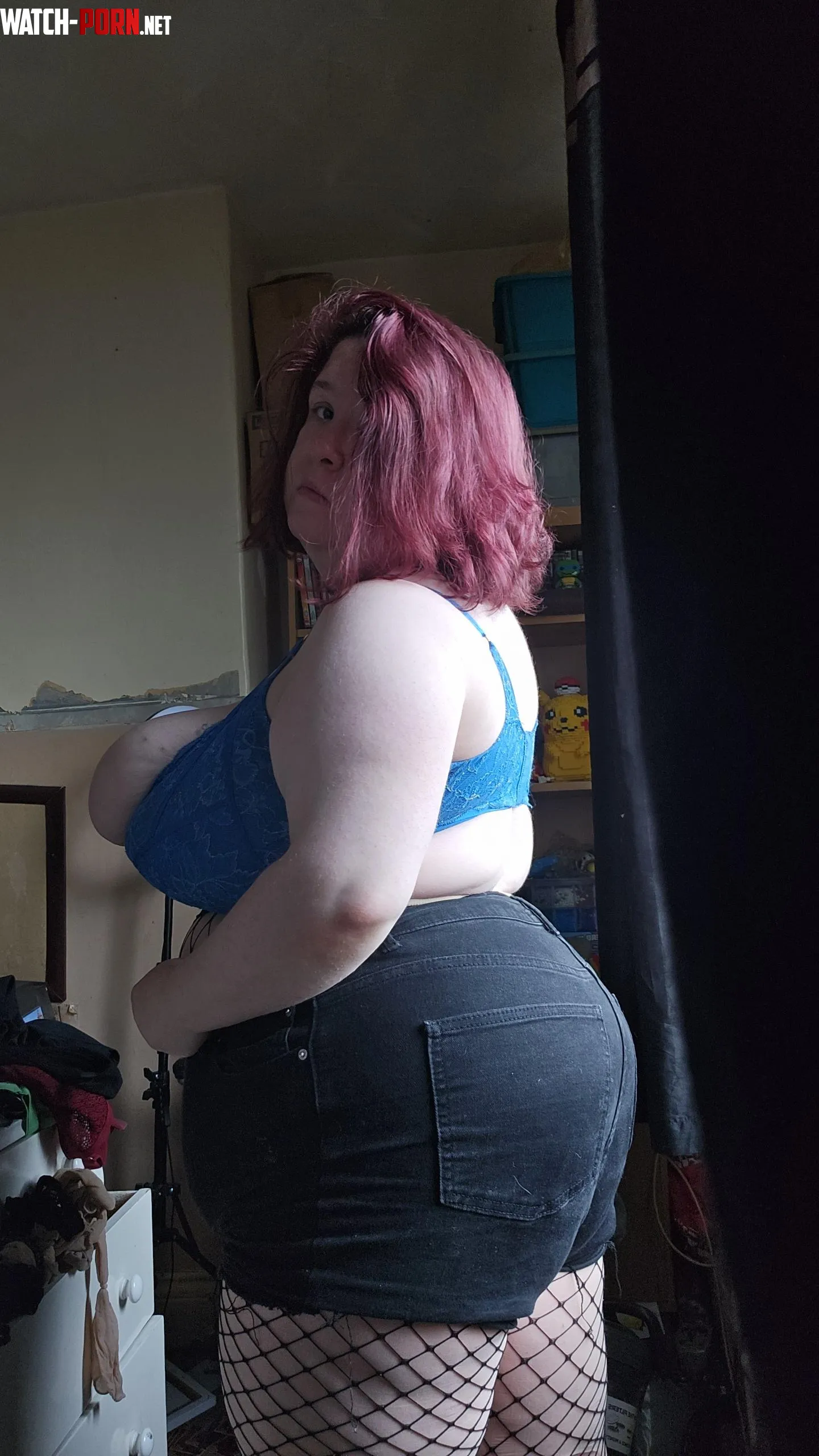 My side boob is bigger than your head  by Hollow_Insanity