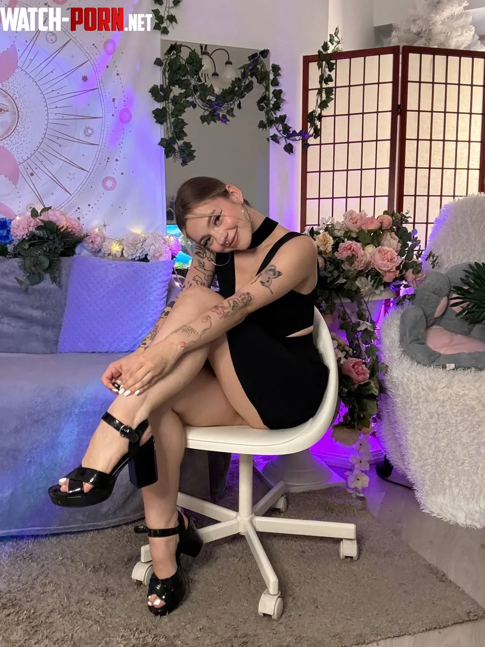 where would you take on a date a girl dressed like me by HotnessAdorableQueen