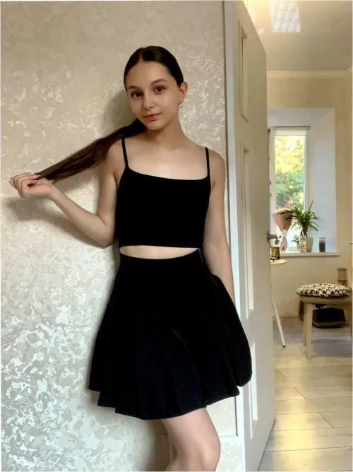Thumbnail Classy Girls Guide: Effortless Date Night Look by GracefulJewel