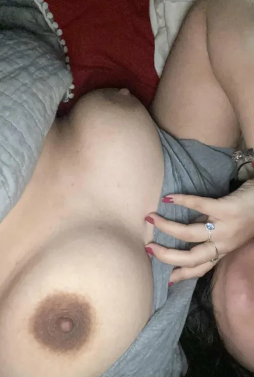 Thumbnail Exploring Sensuality: A Chubby Model's Journey in 'Cum on Me' by showingoffwhatigot