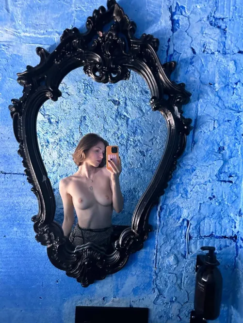 Thumbnail Unveiling True Beauty: A Reflection in the MirrorSelfie by precious_giggle_