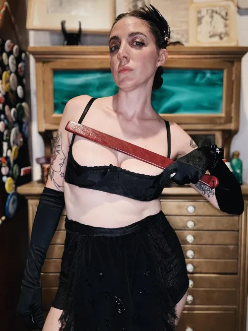 Thumbnail Fetish Fun: Exploring a New Paddle with PrettySadieReed