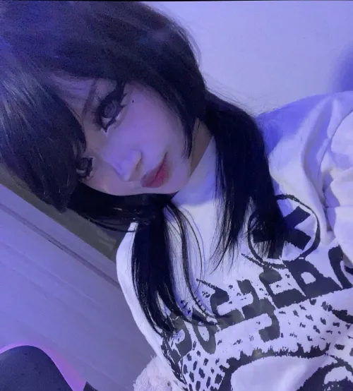 Thumbnail Exploring Sensuality: Am I Cute Enough to Be Loved? by vixengirlyy | ravenhaired Category