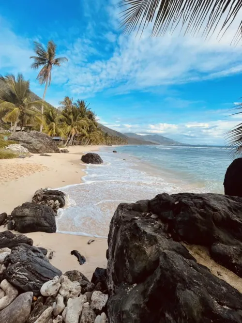 Thumbnail Embracing the Serene Sea Vibes: A Day at the Beach with xgiapeachx