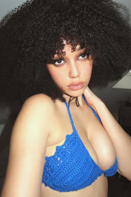 Thumbnail Exploring the Dynamics of Being a Good Girl: A HotBlackChicks Author's Perspective by Samiraxoxodarky