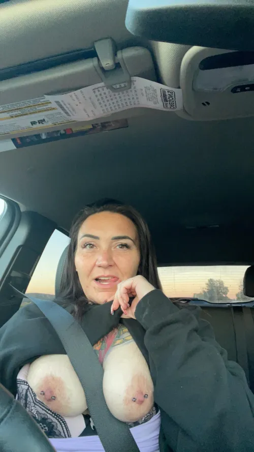 Thumbnail How to Spice up Your Road Trip: Exploring Sexual Pleasures on the Go