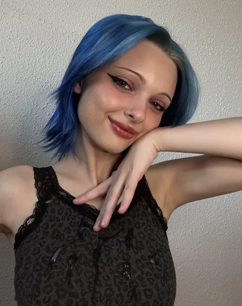 Thumbnail Seductive Storytime: 'Who Wants to Cum and Stain My Clothes' by Sonichka - Explore the Passionate Tale in Short Hair Chicks Category
