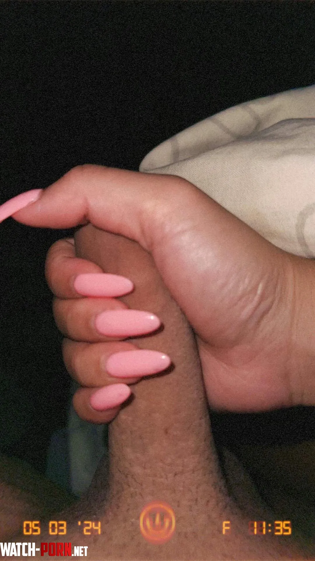 Nail play by Frenchfries69_69