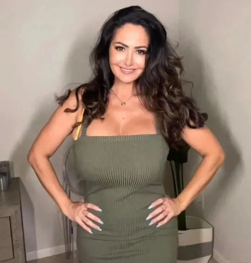 Thumbnail Ava Addams: A Glimpse into the Elegant World of Classy Pornstars by Ragil_filmy