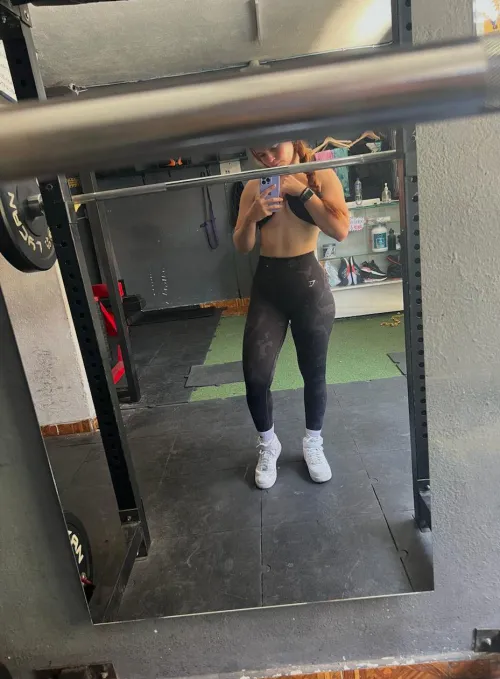 Thumbnail Breaking Stereotypes: Rocking Yoga Pants at the Gym | SweetJessicaa's Fashion Statement