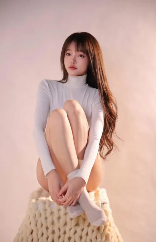 Thumbnail Exploring Self-Expression: A Journey with 'Feeling Myself' by SweetAsianTreat in the RealAsians Community