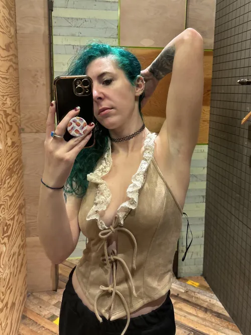 Thumbnail Exploring the Fascination with Changing Room Armpits by sirenskiss3 in the Armpit Fetish Category