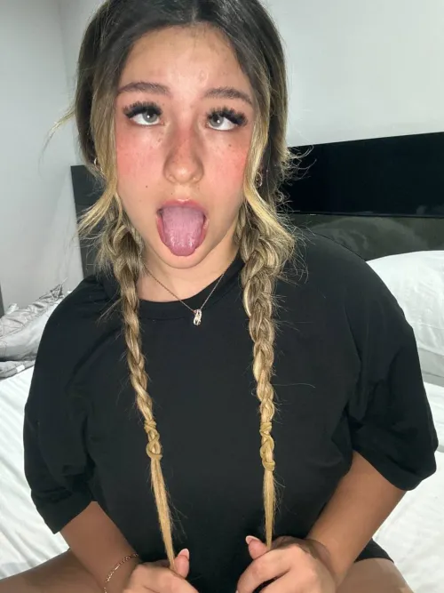 Thumbnail Unlocking the Secrets of RealAhegao: Exploring Intimacy with prettyisabellaxoxo