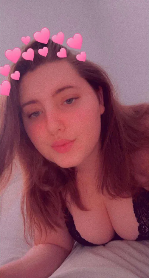 Thumbnail Exploring Sexxymammi's Captivating Social Media Profile on Slutsofsnapchat