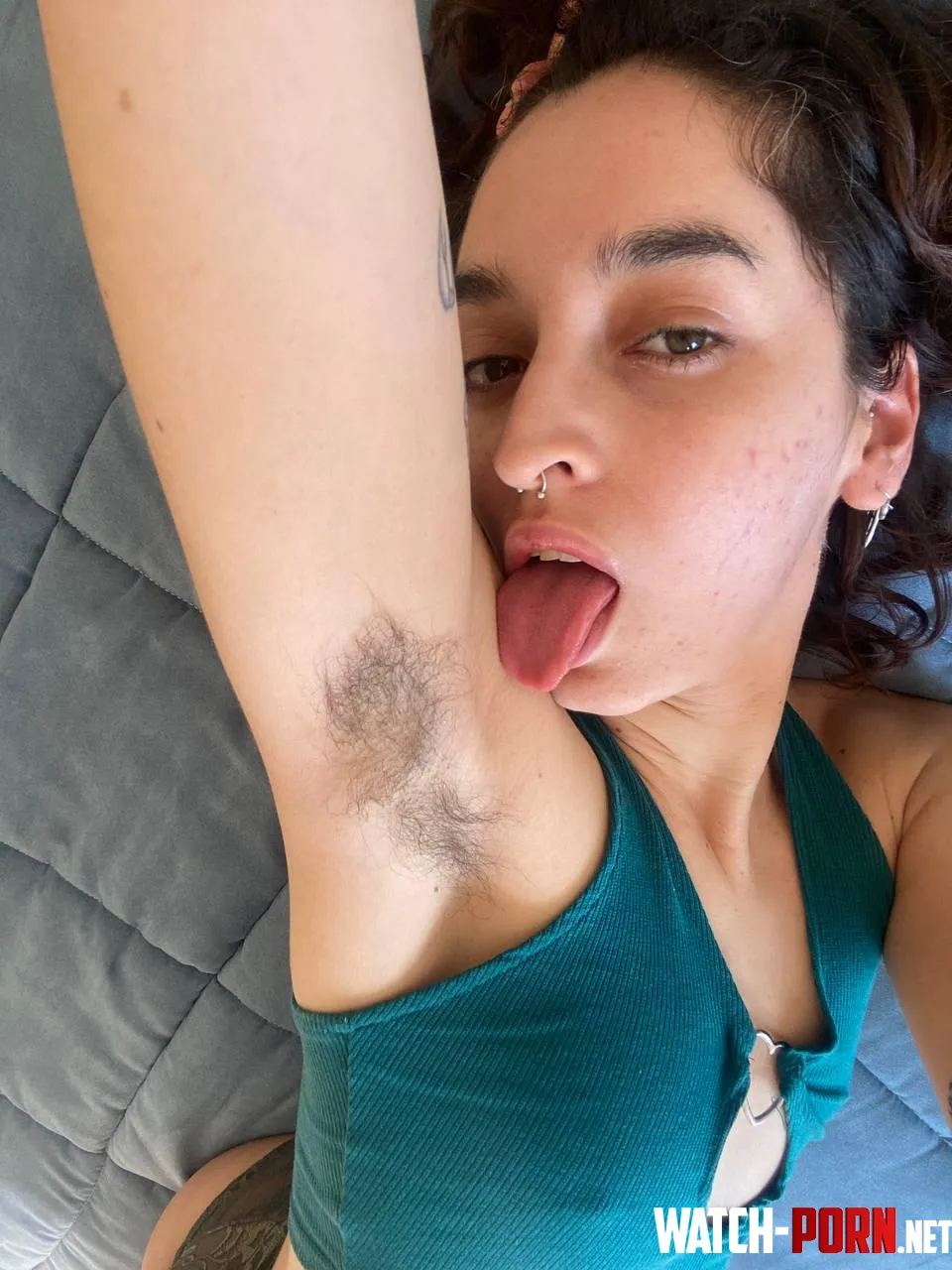 What do you call a woman who has incredibly long armpit hair 	 by Latinxscorpion