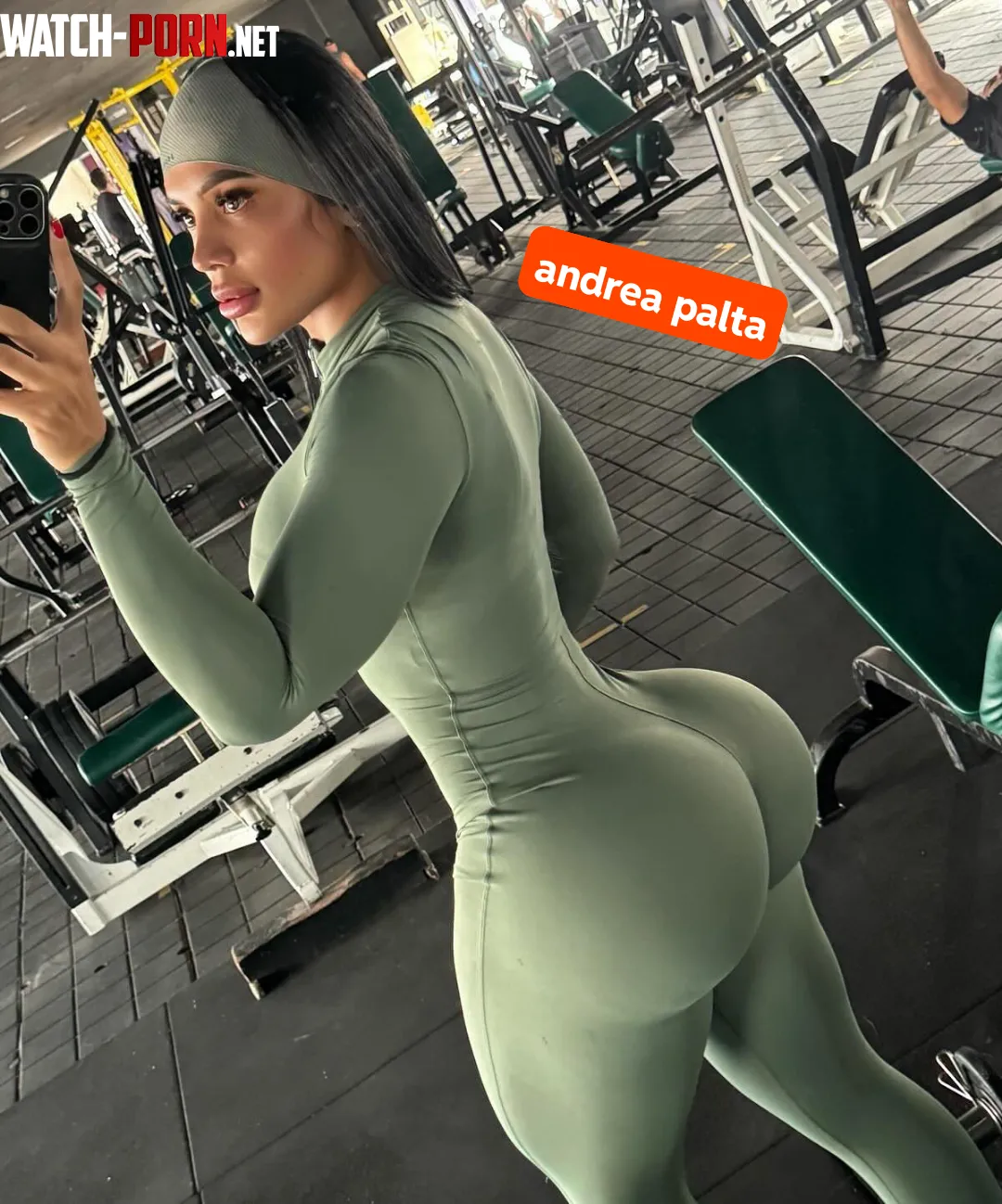Tall fitness girl with a delicious fake ass by vocaza