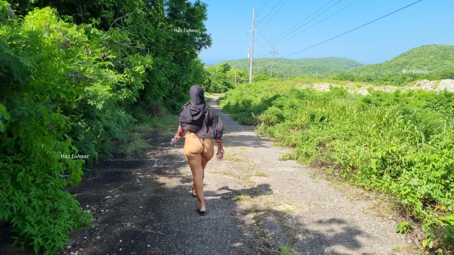 Thumbnail Exploring the Allure of HaifaAmar's Big Arab Ass in ArabPorn