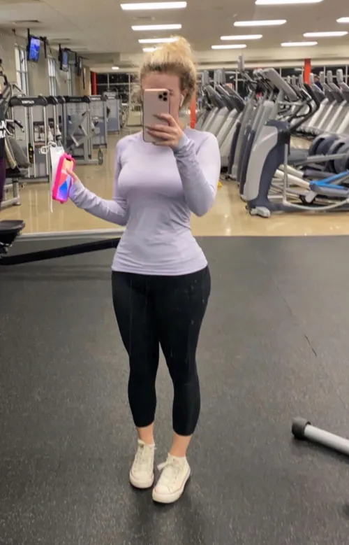 Thumbnail Ultimate Leg Day Workout for Building Strength and Tone by Caitbabyxo - ThickFit Category