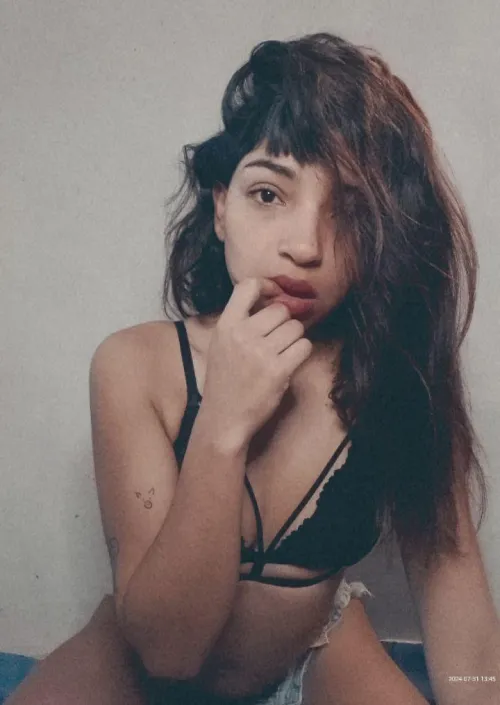 Thumbnail Exploring Thoughts: A Brunette's Perspective by Naikyonee