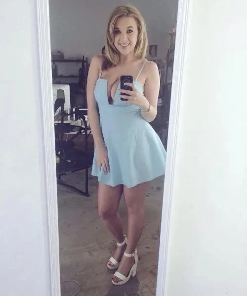 Thumbnail Brooke Wylde: Exploring the Charms of an Elegant Performer by Darceydrapertugger in ClassyPornstars Category