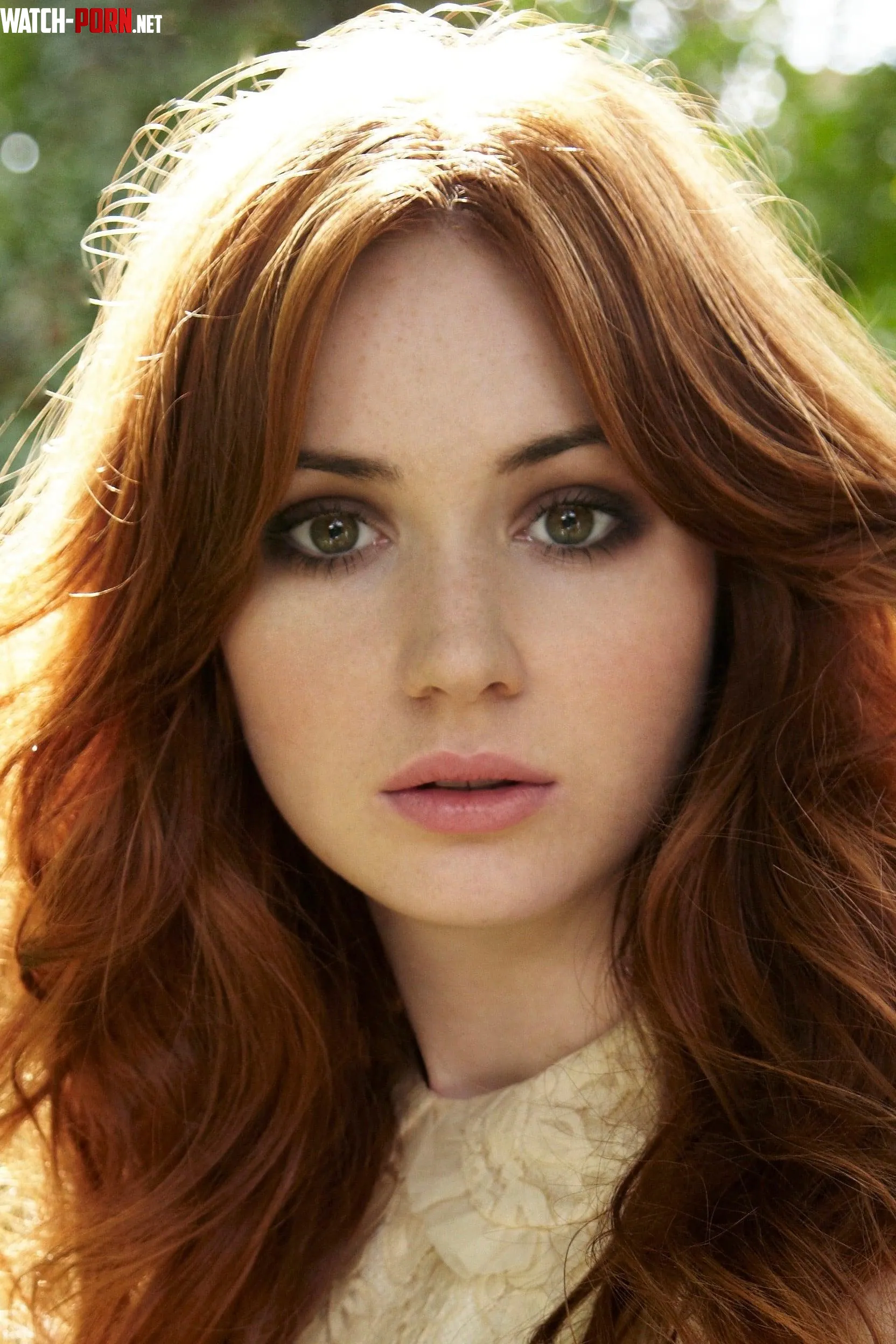 karen gillan by Old-Trick-587
